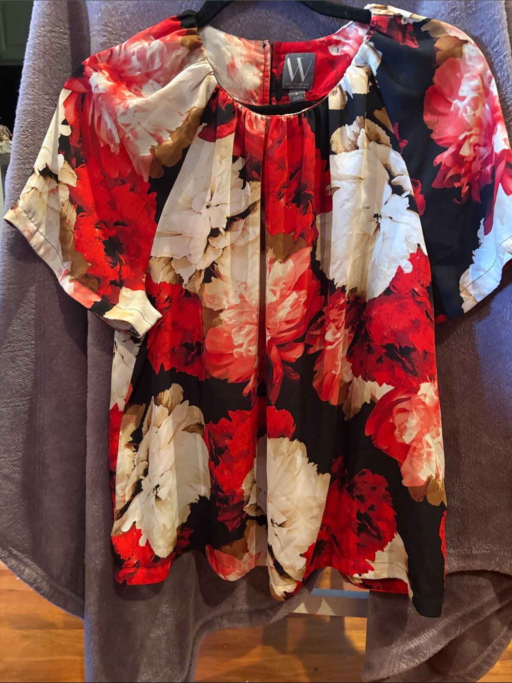 W by Worth Red Black White Floral Flutter-Sleeve Blouse